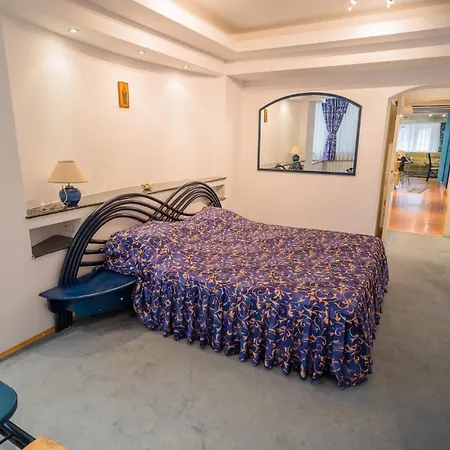 Artsy 3br Flat In Primaverii - Exlcusive Area Appartement Boekarest