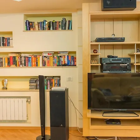 Apartment Artsy 3br Flat In Primaverii - Exlcusive Area Bucharest