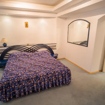 Artsy 3br Flat In Primaverii - Exlcusive Area Apartmán