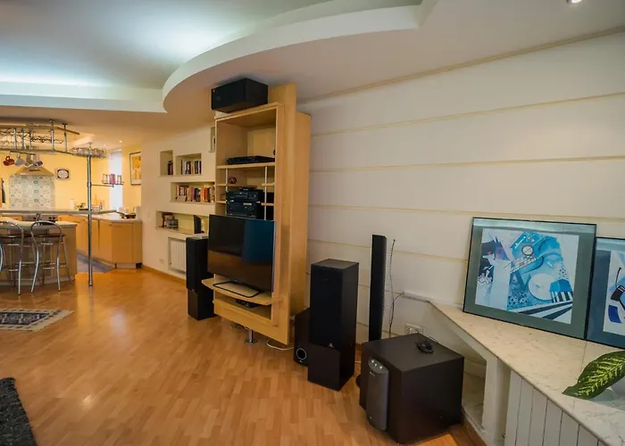 Artsy 3br Flat In Primaverii - Exlcusive Area Apartman