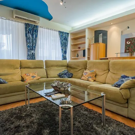 Artsy 3br Flat In Primaverii - Exlcusive Area Bucharest