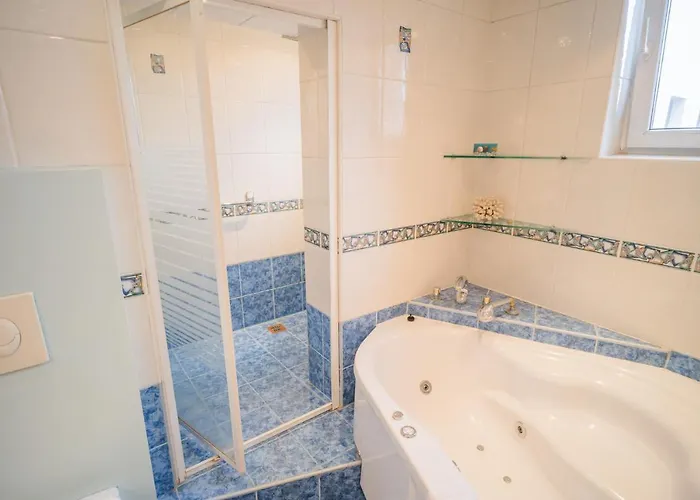 Artsy 3br Flat In Primaverii - Exlcusive Area * בוקרשט